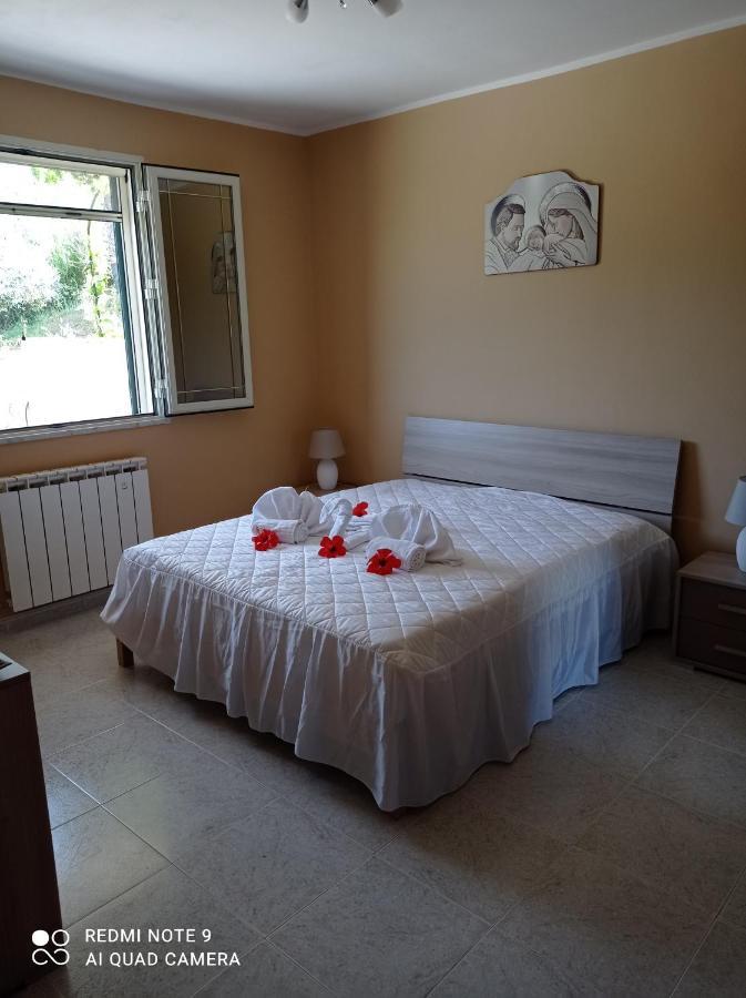 Villa Belvedere Campofelice Di Roccella Esterno foto